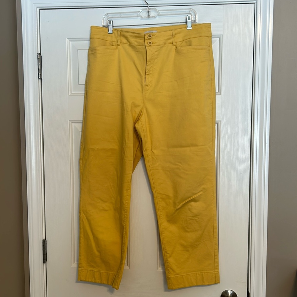 Soft yellow ankle pants